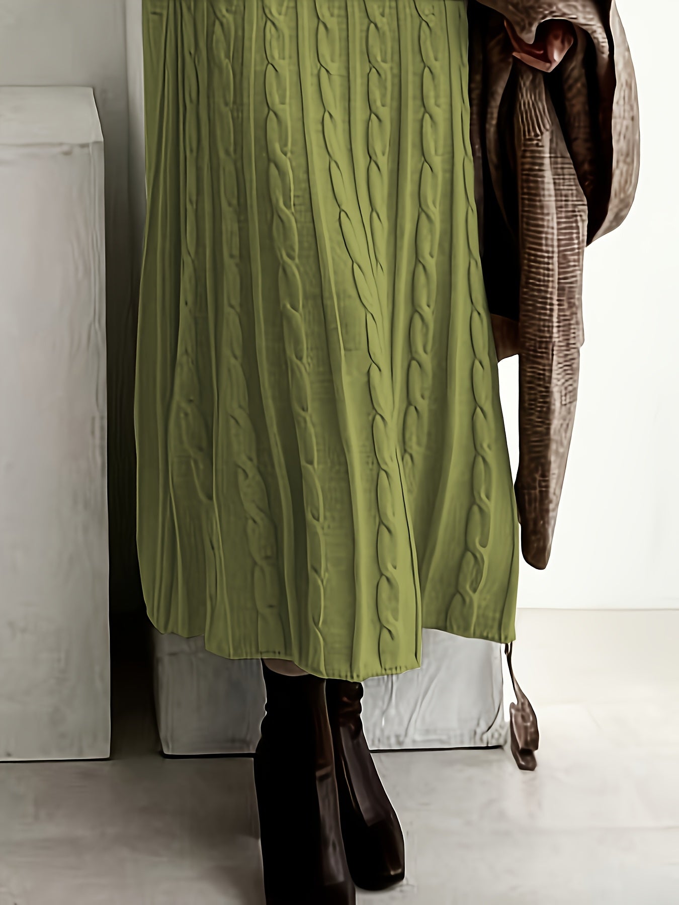 Women’s Elegant Long Dress – Solid Color Round Neck Full-Length Gown, Machine Washable Wedding Guest Dress, Prom Evening Gown, Formal Party Attire with Smooth Texture