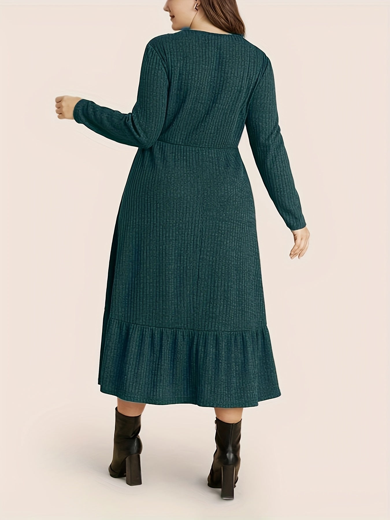 Plus Size - Elegant Green Ribbed Midi Dress with Pockets & Ruffle Hem – Long Sleeve Crew Neck Fall/Winter Casual & Formal Dress
