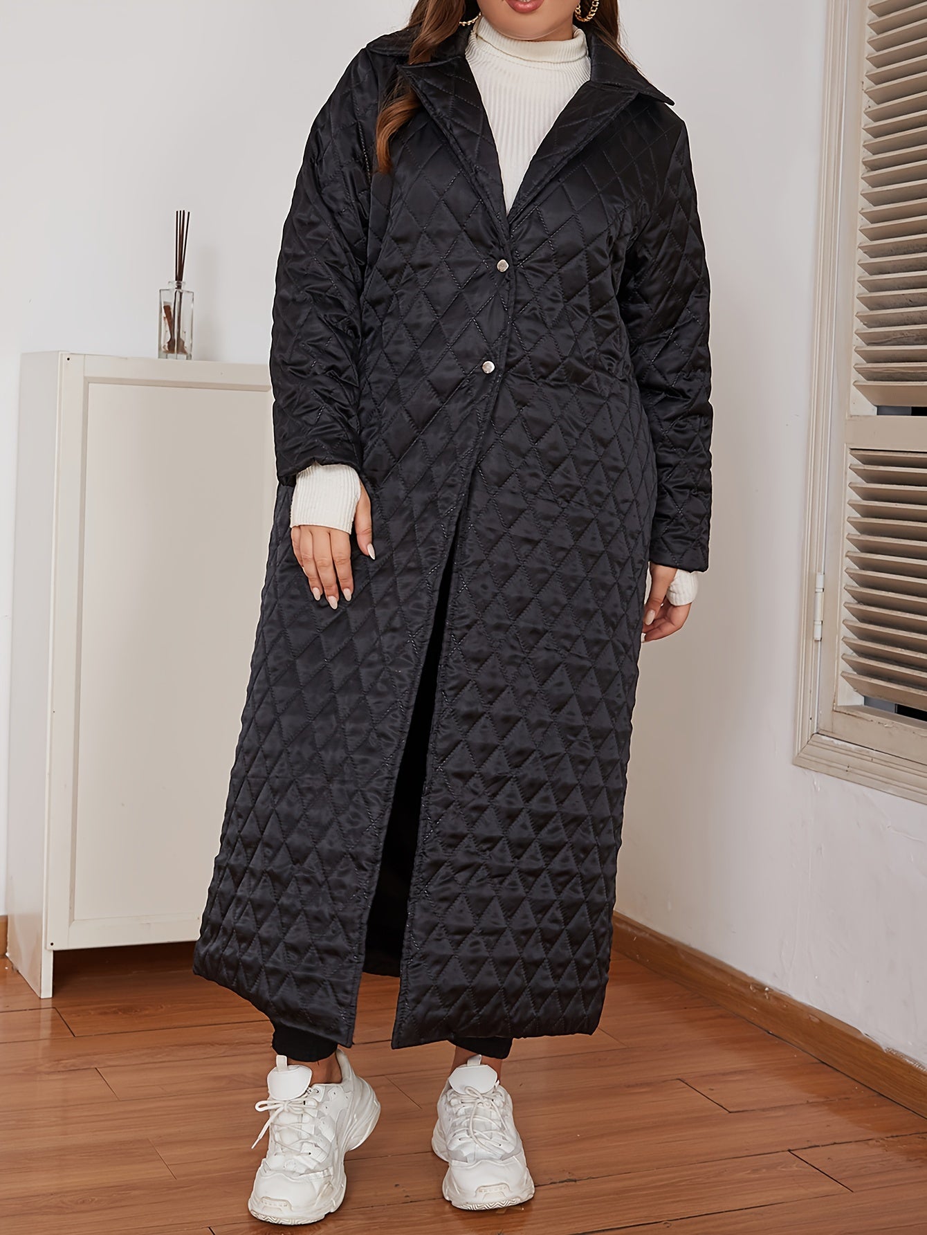 Elegant Plus Size Long Coat with Quilted Detail – V-Neck Polyester Fall/Winter Women’s Jacket, Solid Color, Machine Washable